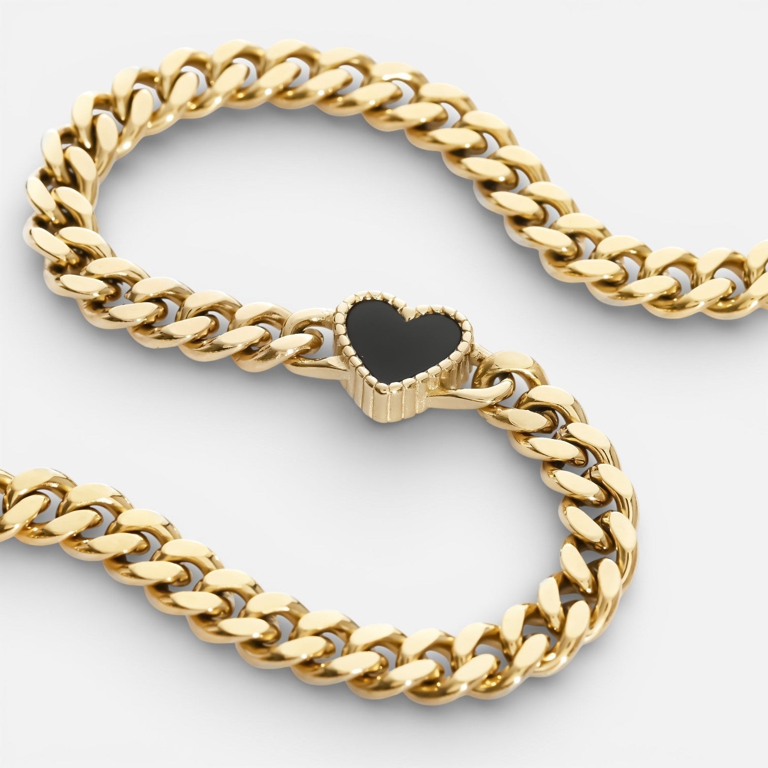Black Shell Heart Necklace