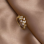 18K Gold Crystal Vine Ring – Elegant Accessory, Perfect Gift