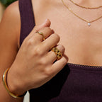 18K Gold Wave Ring – Elegant Accessory, Perfect Gift