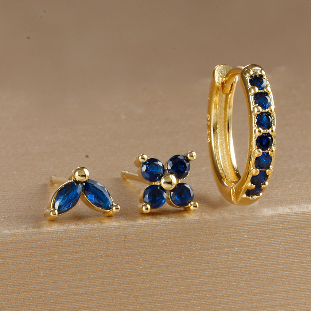 Dainty Tulip Hoop Earrings Set