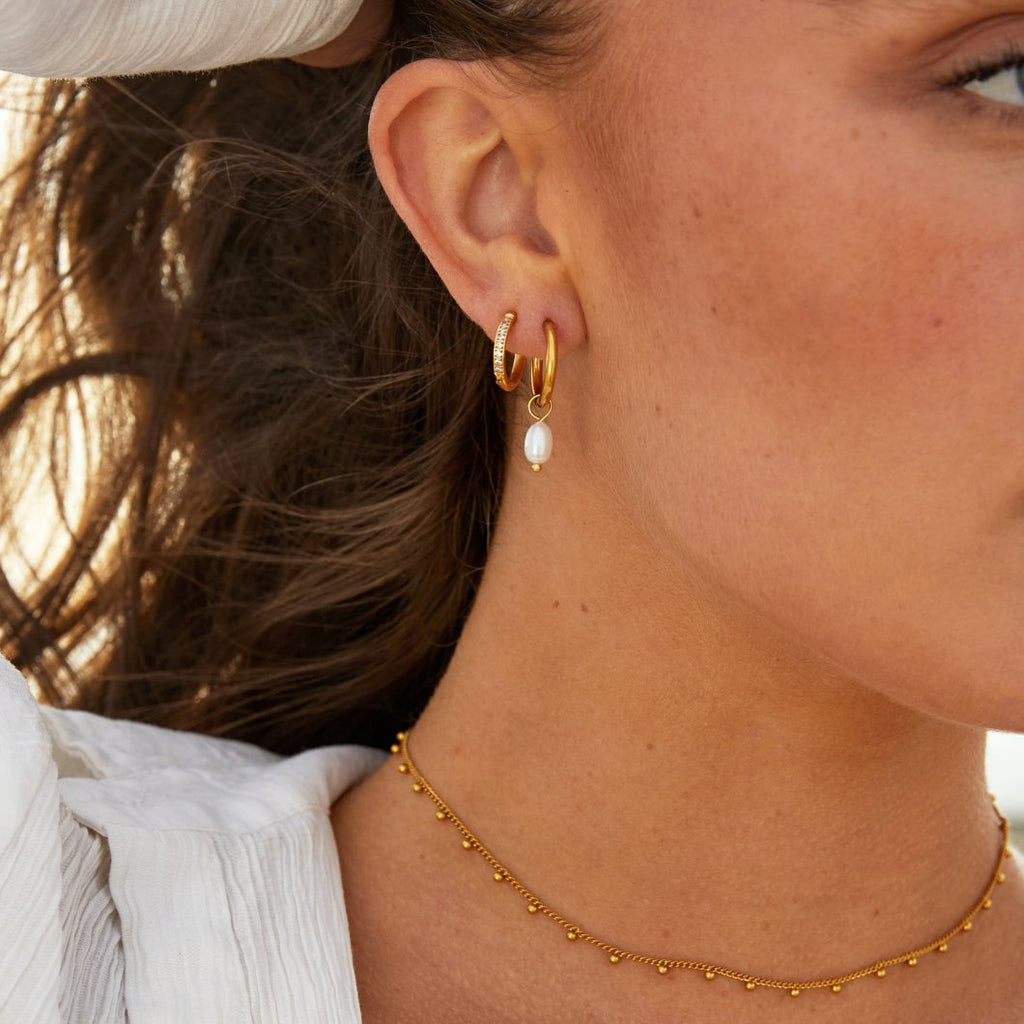 Freshwater Pearl Hoop Earrings – Elegant Accessory, Perfect Gift
