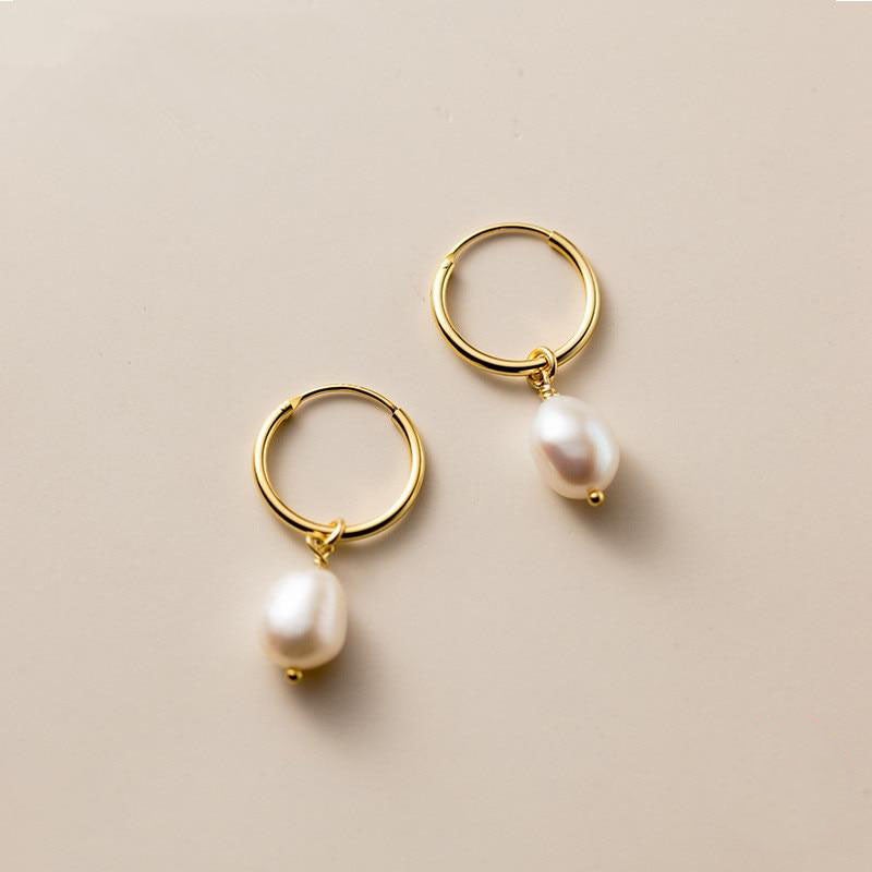 Freshwater Pearl Hoop Earrings – Elegant Accessory, Perfect Gift