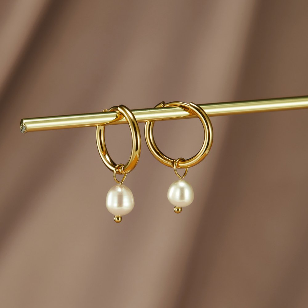 Freshwater Pearl Hoop Earrings – Elegant Accessory, Perfect Gift