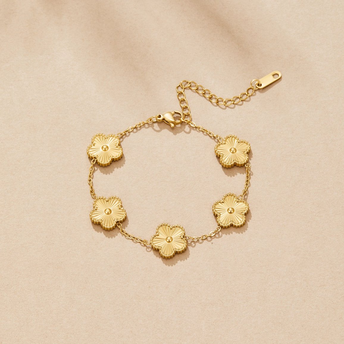 Gold Clover Bracelet – Gift, Everyday Wear