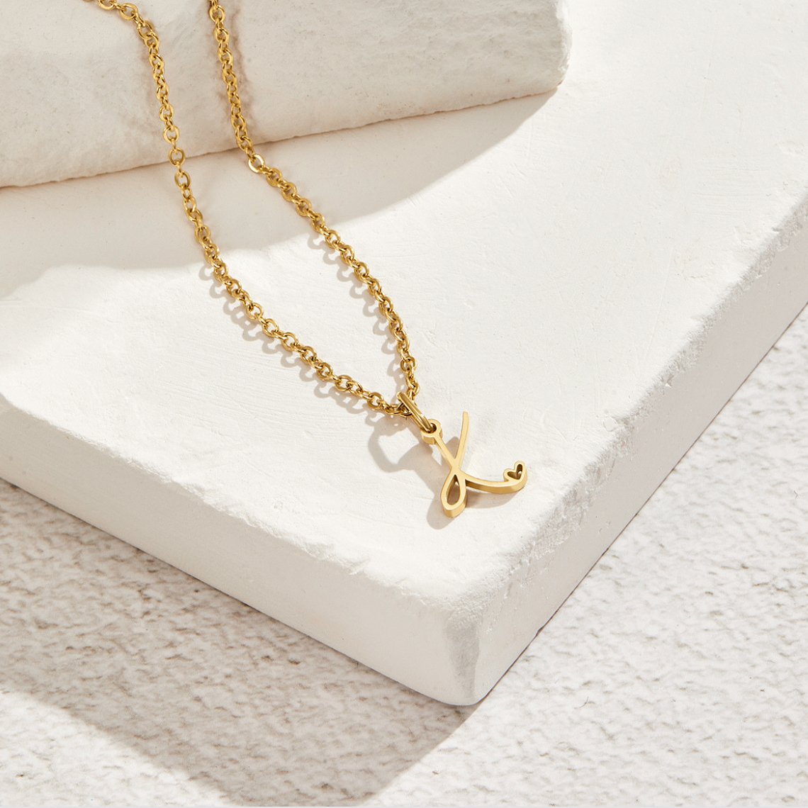 Gold Heart Necklace – Elegant Gift, Everyday Wear