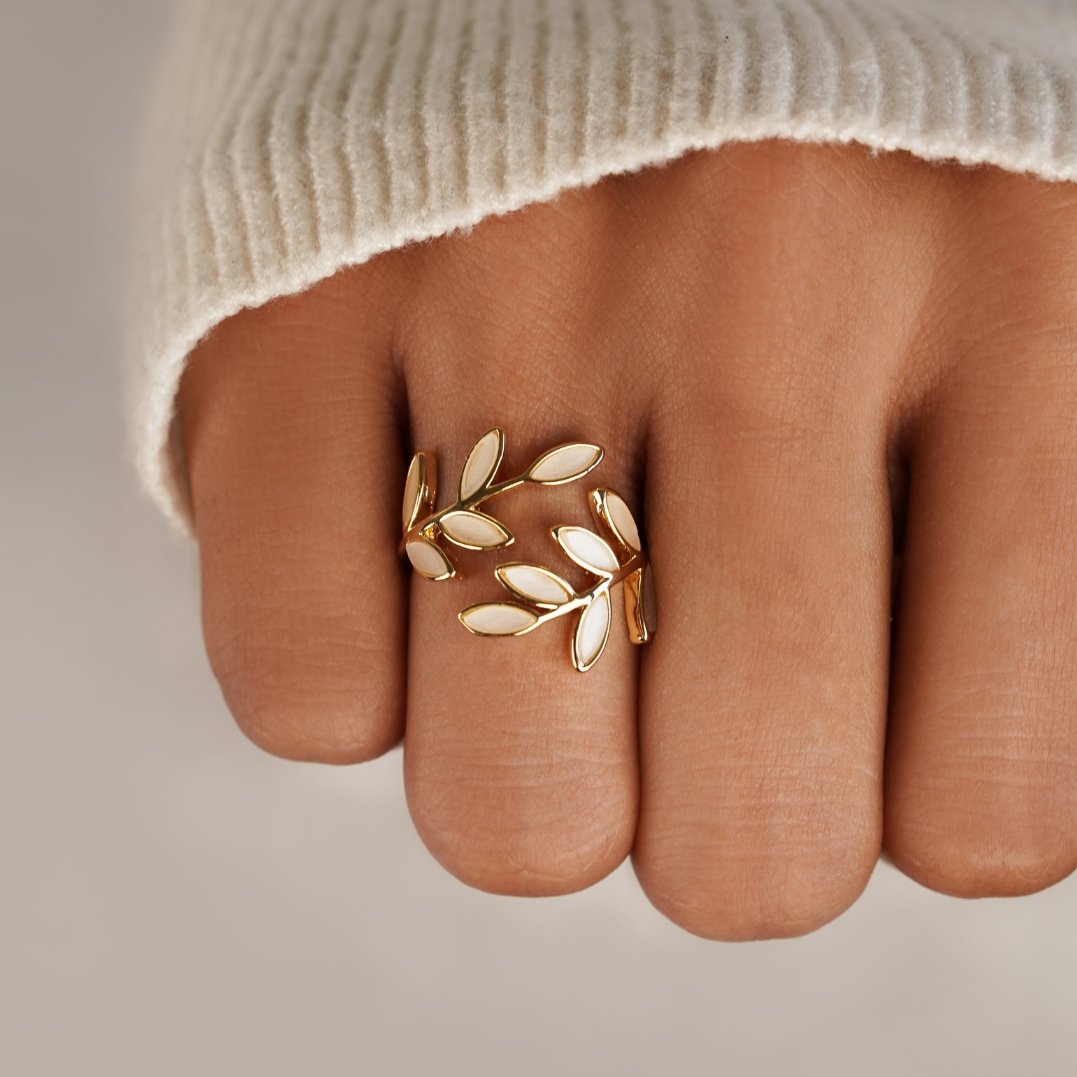 Gold Leaf Ring – Elegant Accessory, Perfect for Gifts, Everyday Wear