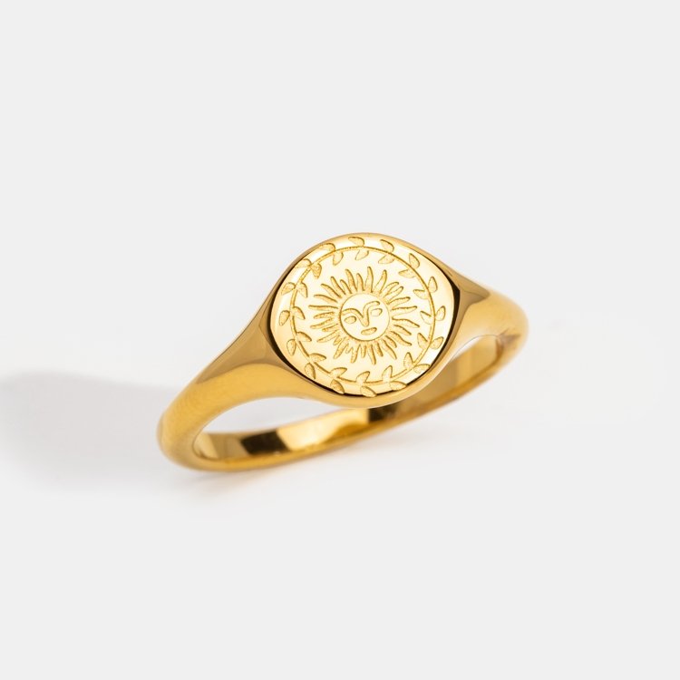 Gold Ring – Elegant Accessory, Perfect for Gifts, Everyday Wear