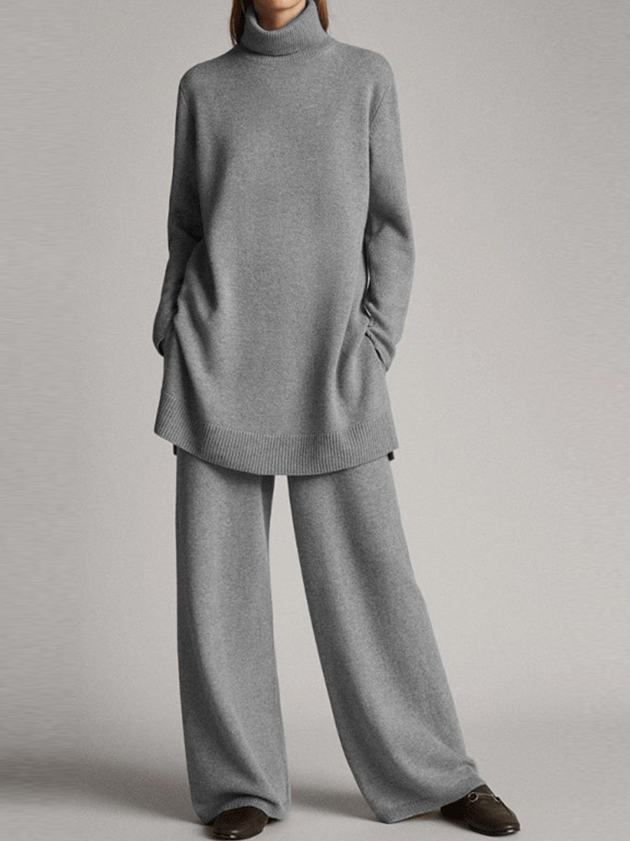 High Neck Women's Lounge Set - Soft Fabric, Comfortable Two Piece Outfit for Relaxation and Casual Wear