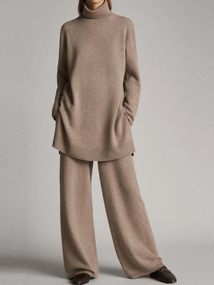 High Neck Women's Lounge Set - Soft Fabric, Comfortable Two Piece Outfit for Relaxation and Casual Wear