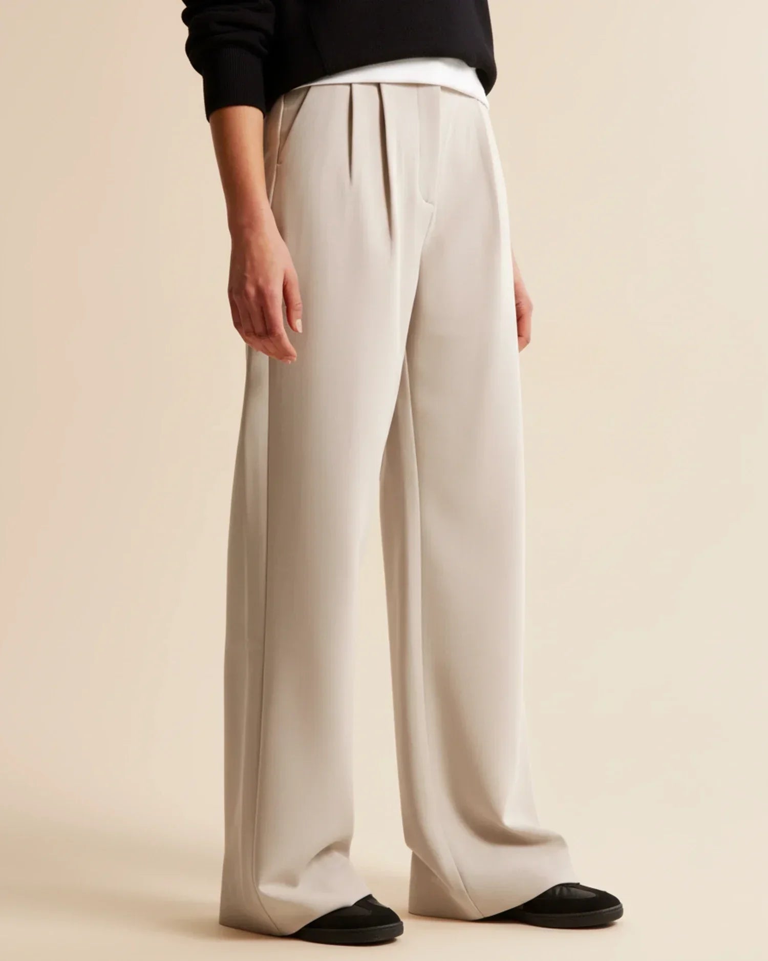 High Waist Pleated Trousers | Tailored Fit | Women's Formal Office Pants | Versatile for Casual and Professional Wear