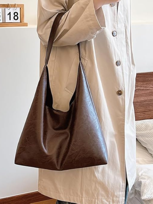 Leather Crossbody Bag - Casual Everyday Style for Women - Versatile and Functional Design for Daily Use