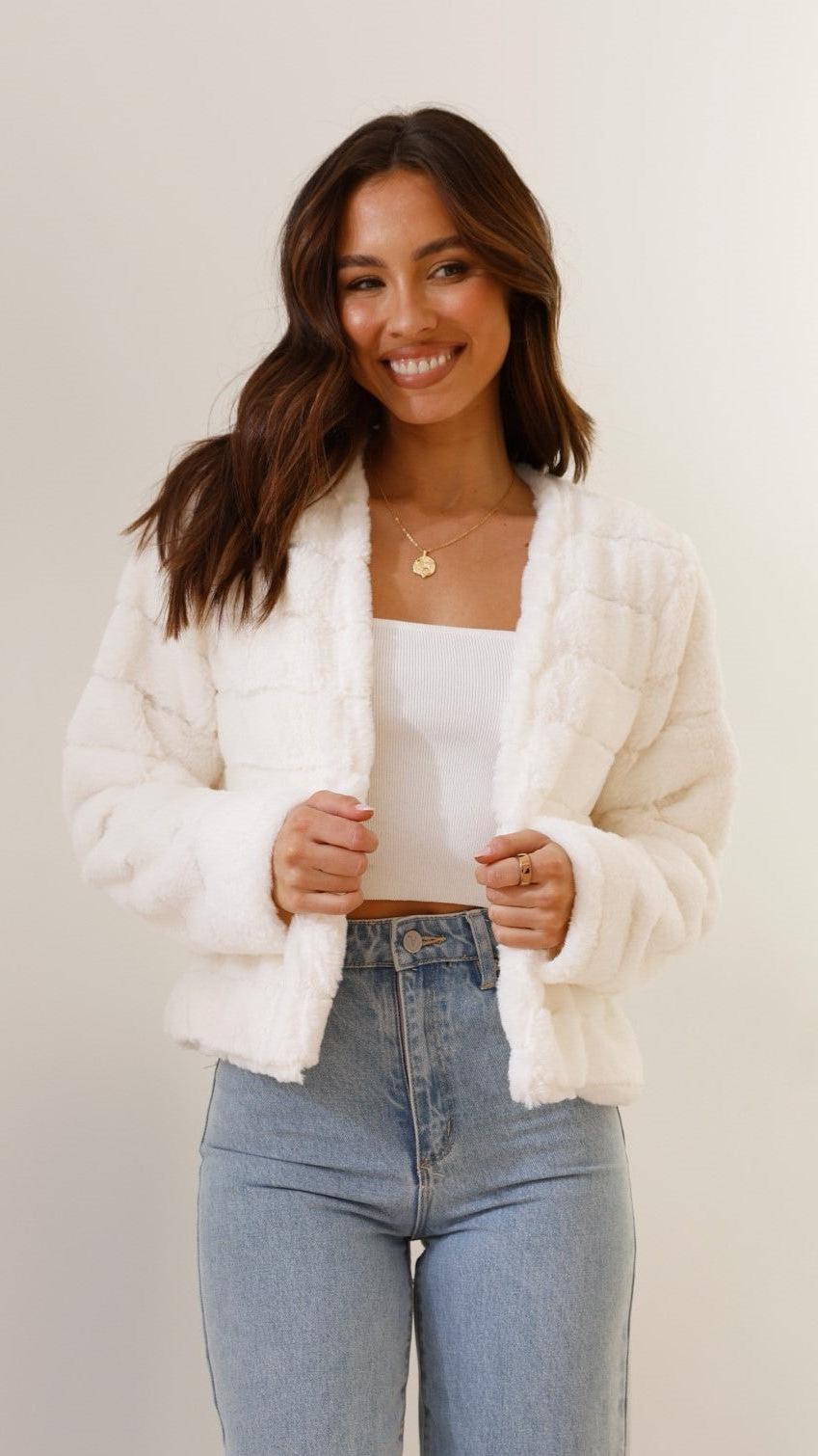 Women's Crop Jacket - Soft Fabric, Stylish Design for Casual Wear - Available in Multiple Colors