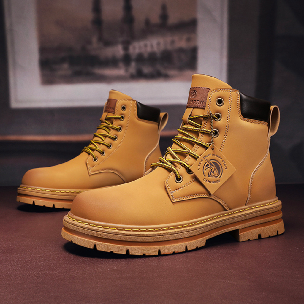 Men's Leather Hiking Boots with Laces for Outdoor Trails and Adventures
