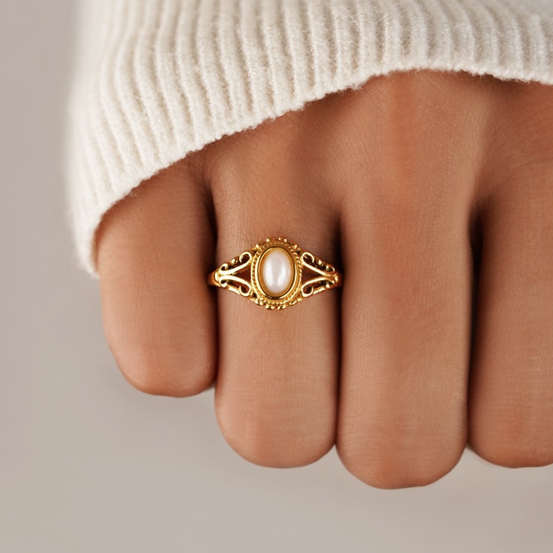 Vintage Pearl Ring – Elegant Jewelry for Special Occasions, Gifts