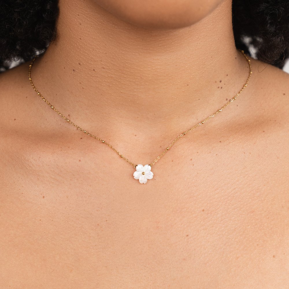 White Blossom Flower Necklace – Gift, Everyday Wear