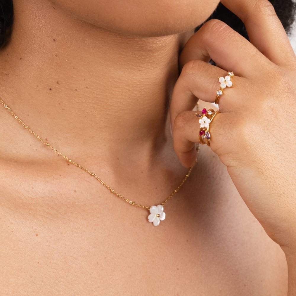 White Blossom Flower Necklace – Gift, Everyday Wear