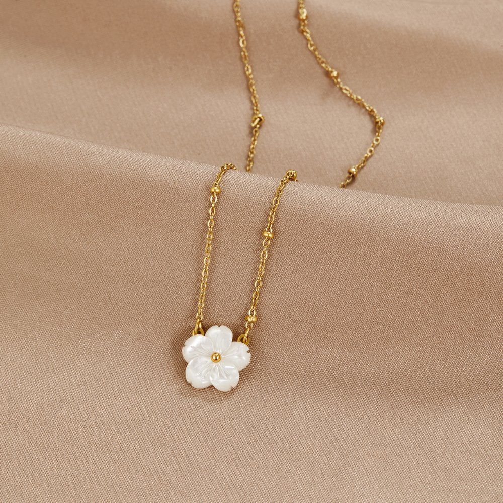 White Blossom Flower Necklace – Gift, Everyday Wear