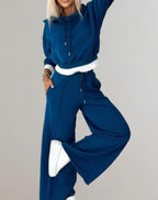 Women's Casual Two-Piece Tracksuit - Comfortable Fit for Everyday Wear