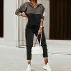 Women's Zipper Tracksuit - Comfortable Fabric, Modern Design - Casual Wear for Everyday and Active Lifestyle