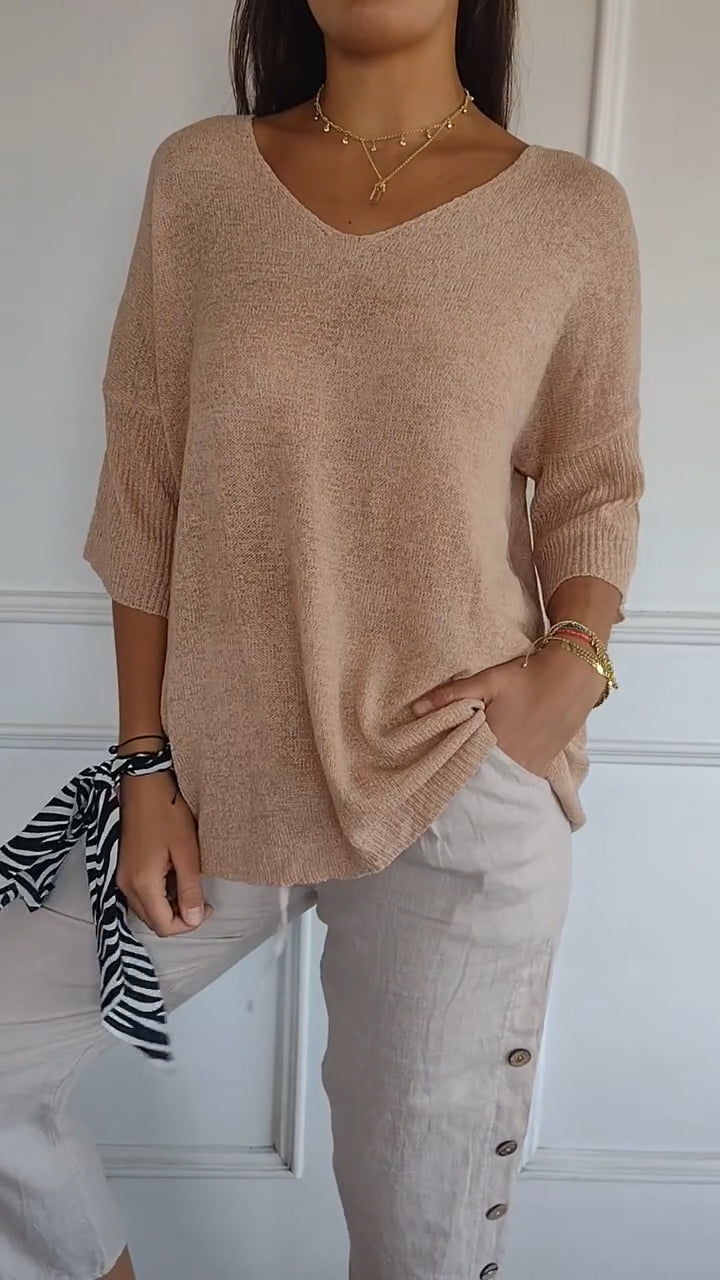 Women's V-Neck Pullover Top - Soft Fabric - Casual Everyday Wear - Versatile Design for Comfort and Style