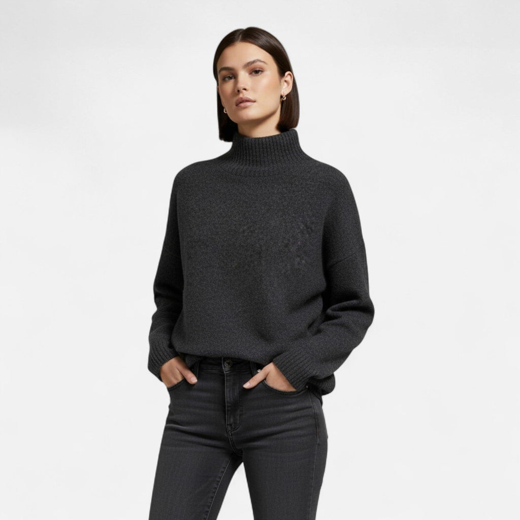 Women's Vintage Turtleneck Sweater | Classic Knit | Cozy Winter Knitwear for Casual Outfits