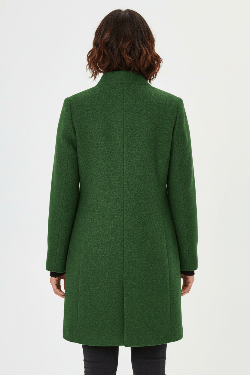 Women's Wool-Blend Overcoat for Cold Weather Fashion and Warmth