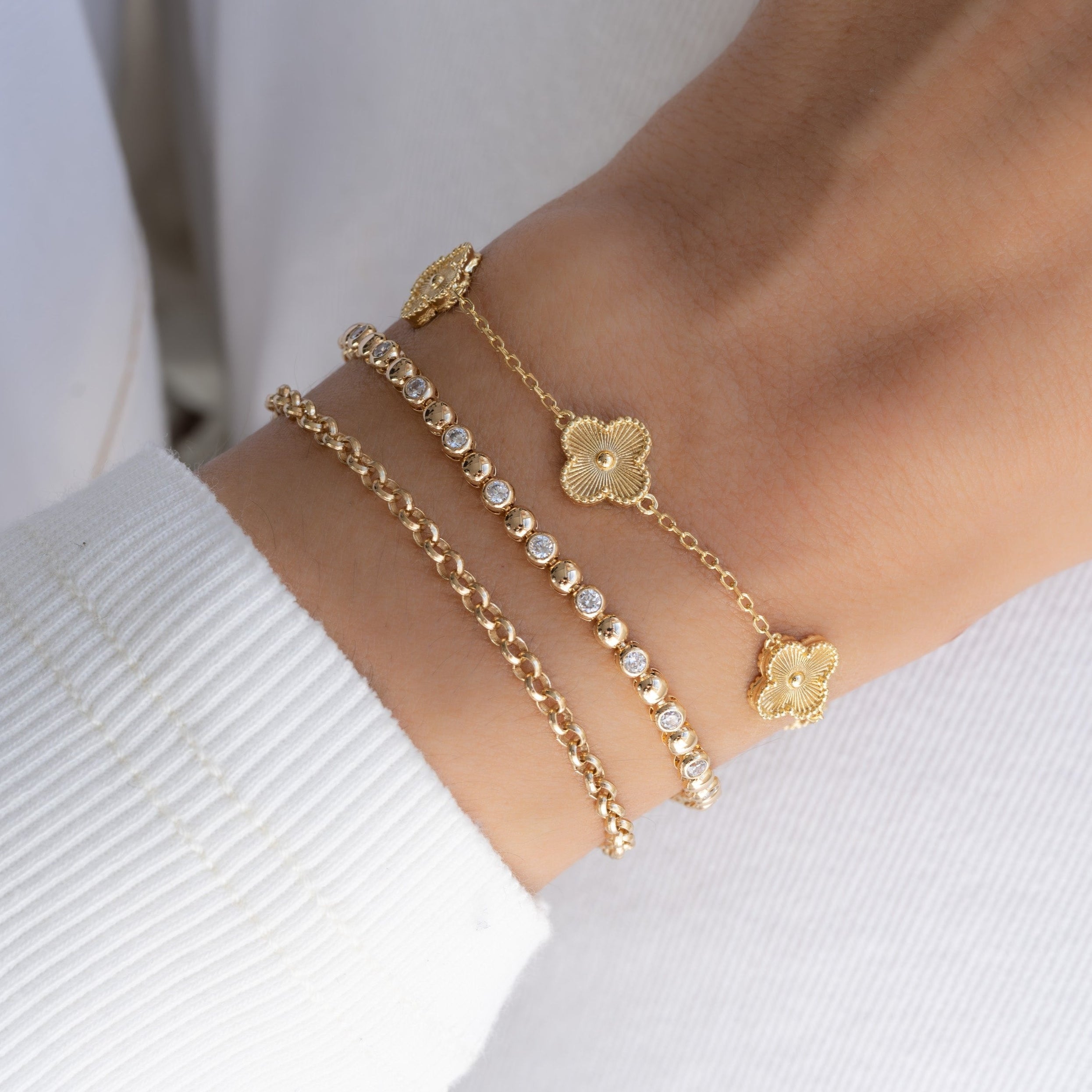 Detailed Lucky Clover Bracelet